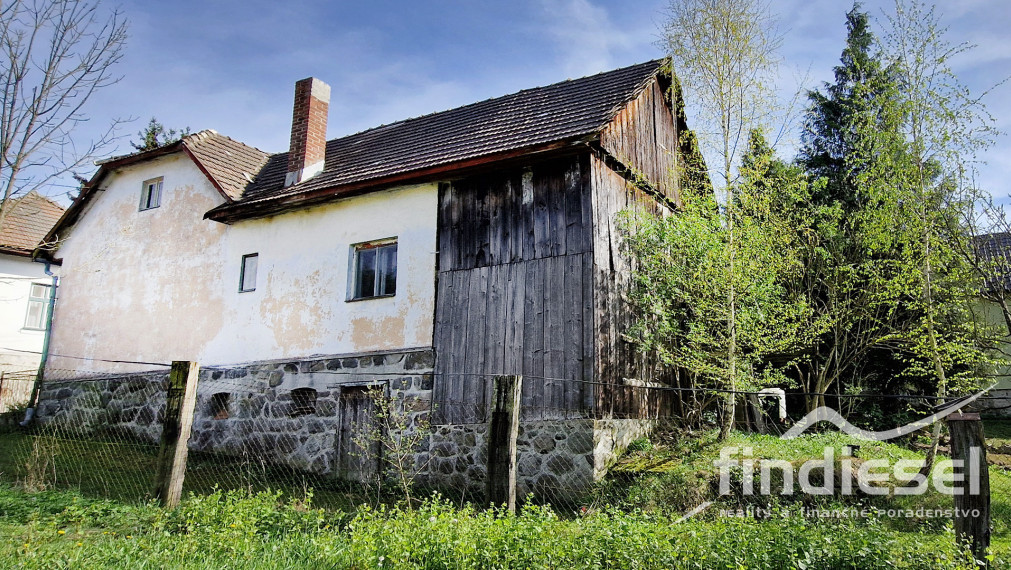 Rodinný dom v obci Sklené, okr. Turčianske Teplice