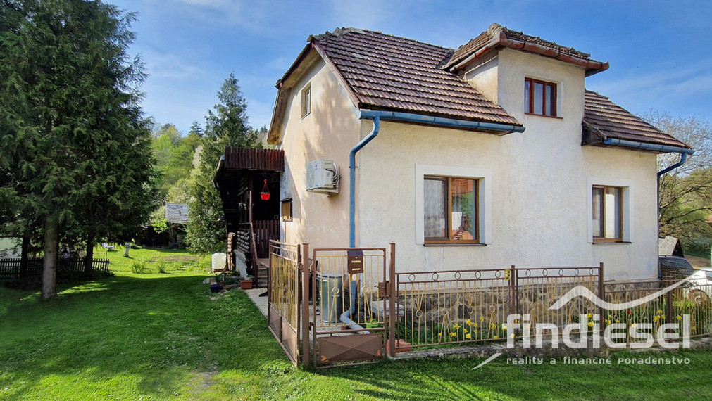 Rodinný dom v obci Sklené, okr. Turčianske Teplice