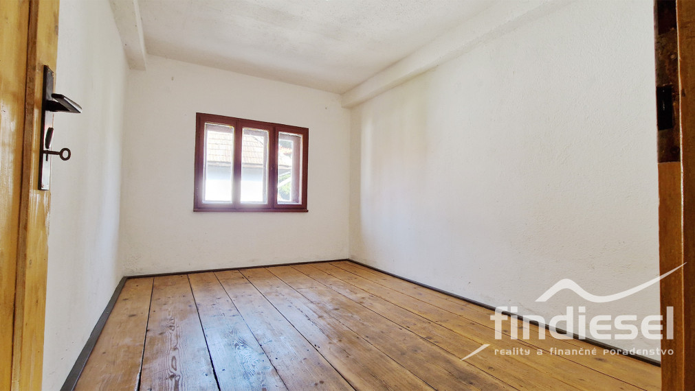 Rodinný dom v obci Sklené, okr. Turčianske Teplice