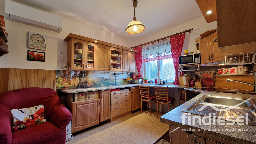 Rodinný dom v obci Sklené, okr. Turčianske Teplice