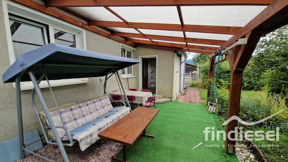 5 izbový rodinný dom,Zem. Kostoľany