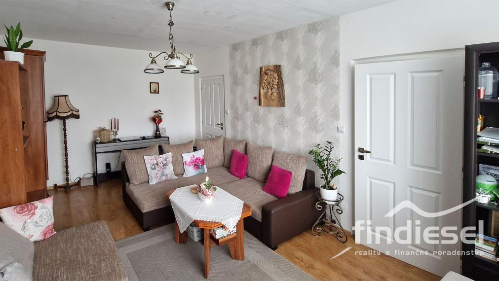 3,5 izbový byt 83m2 J. Murgaša Prievidza