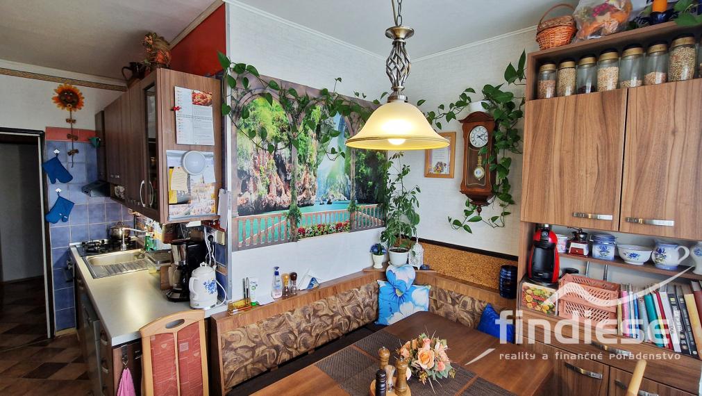 3,5 izbový byt 83m2 J. Murgaša Prievidza