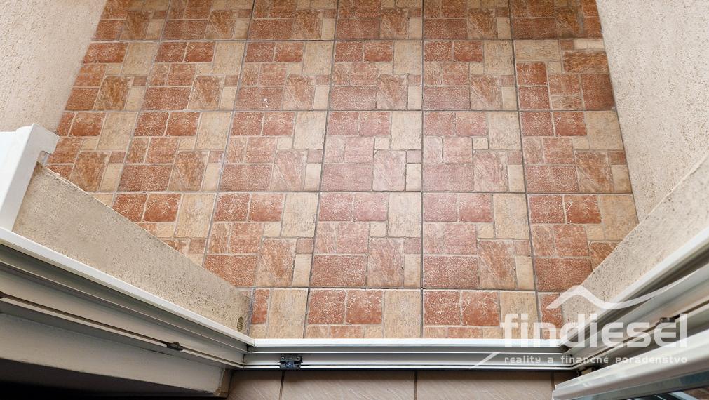 2 izbový byt 51m2 Bojnická cesta Kanianka