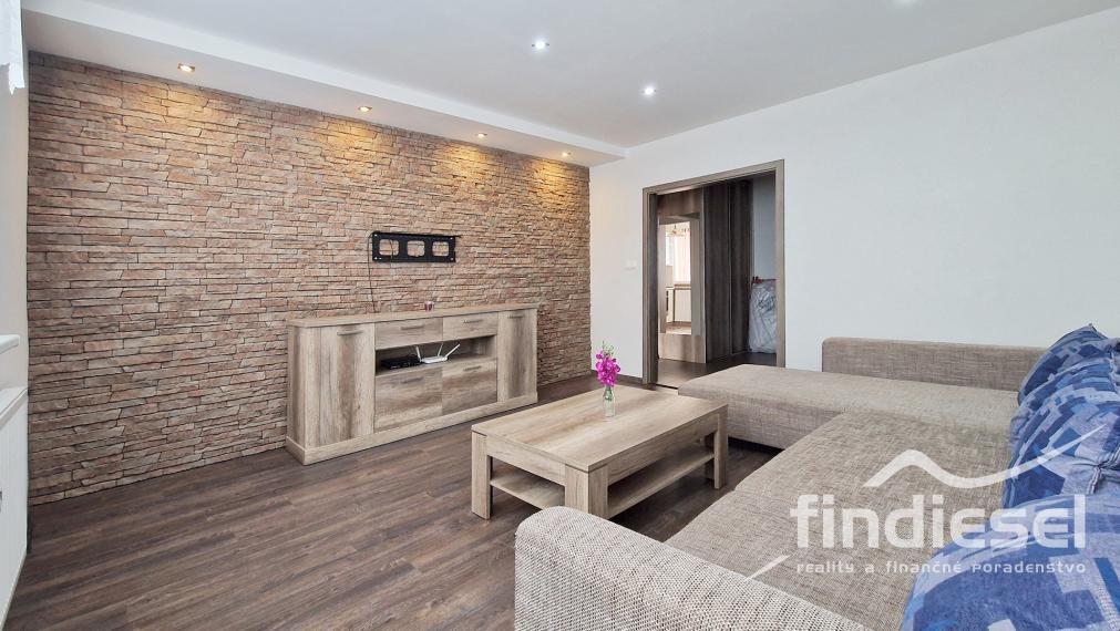 Moderný 3 izbový byt na prenájom, ul. Ľ.Ondrejova, Prievidza