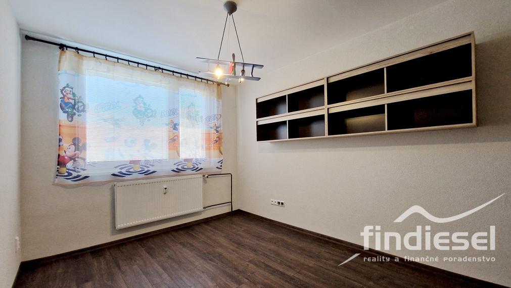 Moderný 3 izbový byt na prenájom, ul. Ľ.Ondrejova, Prievidza