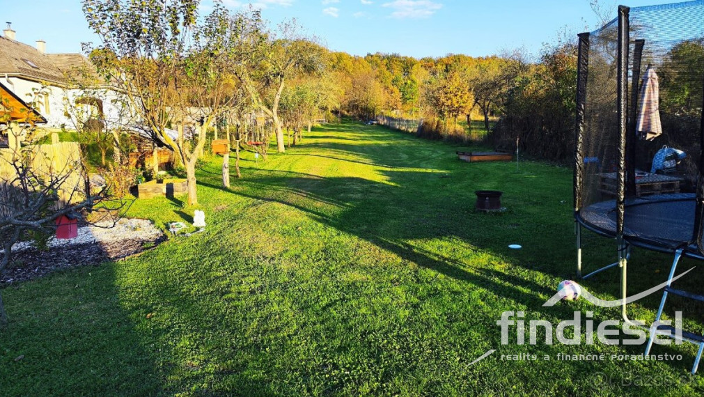 Pozemky na stavbu rodinných domov  Nedožery - Brezany