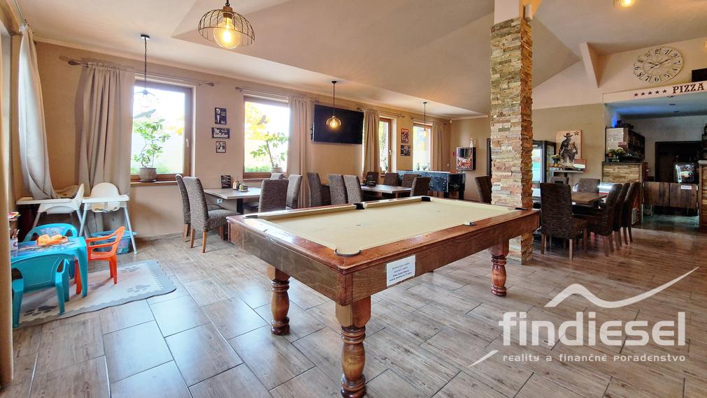 Pizzéria v plnej prevádzke s terasou a rozvozom, Prievidza