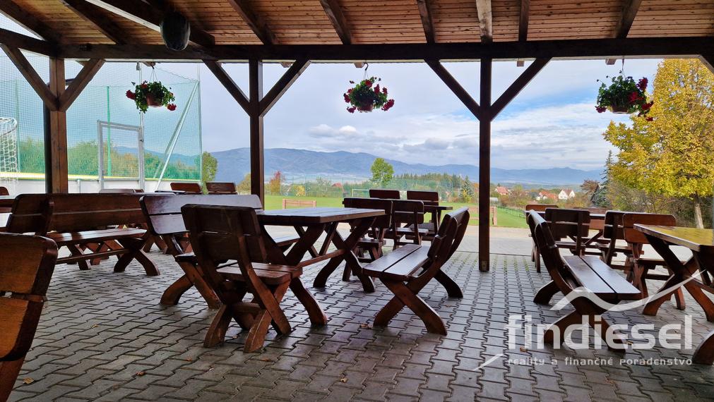 Pizzéria v plnej prevádzke s terasou a rozvozom, Prievidza