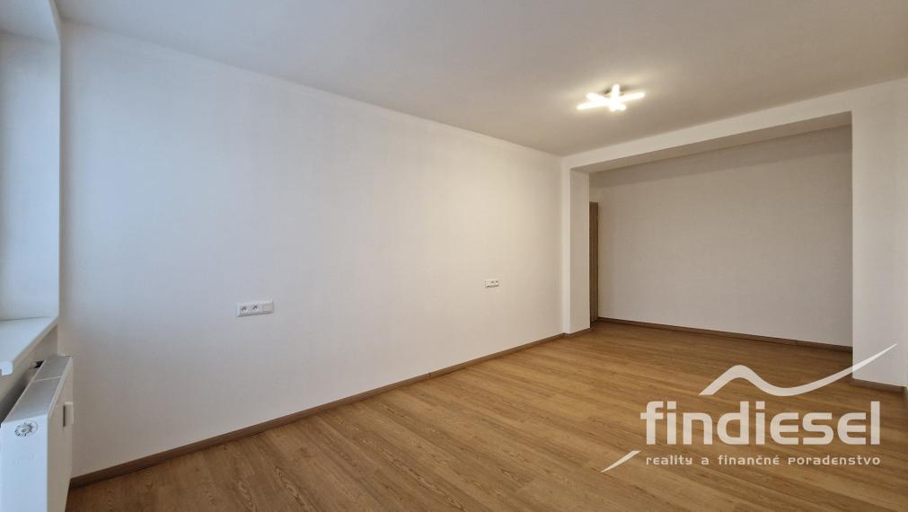 2 izbový byt na skvelom mieste, M. Mišíka, Prievidza