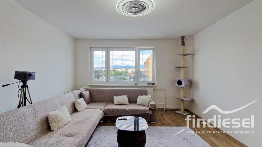 Moderný 4 izbový byt na prenájom, ul. Šoltésovej, Prievidza