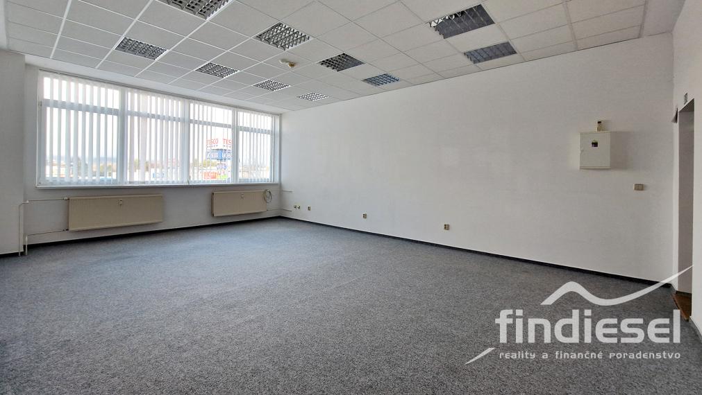 kancelária na prenájom, 45m2, M. Falešníka, Prievidza