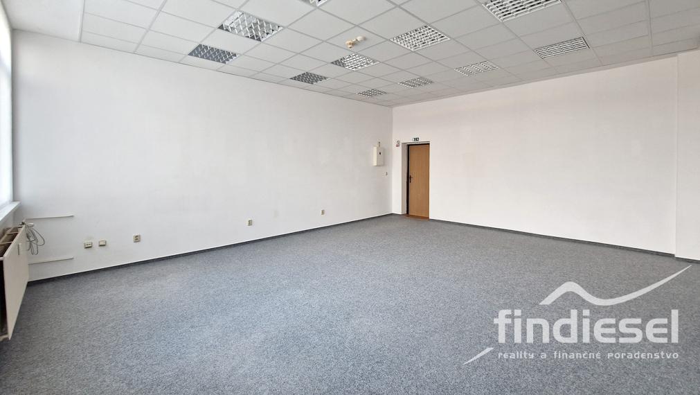 kancelária na prenájom, 45m2, M. Falešníka, Prievidza