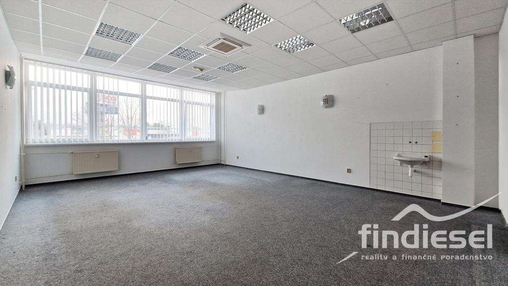 Kancelársky priestor na prenájom,44 m2,M.Falešníka,Prievidza