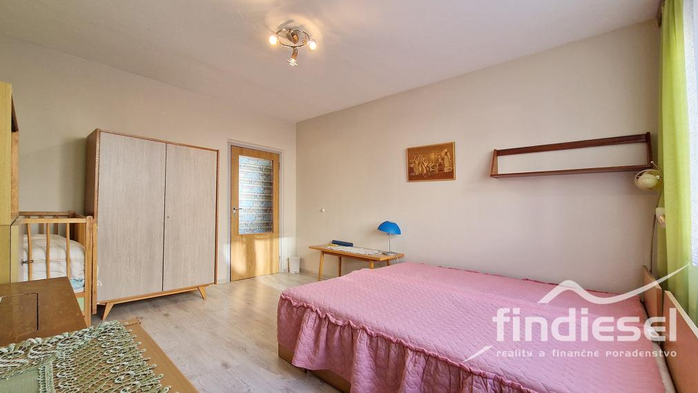 3-izbový byt na predaj, 80 m2, M. Gorkého, Prievidza