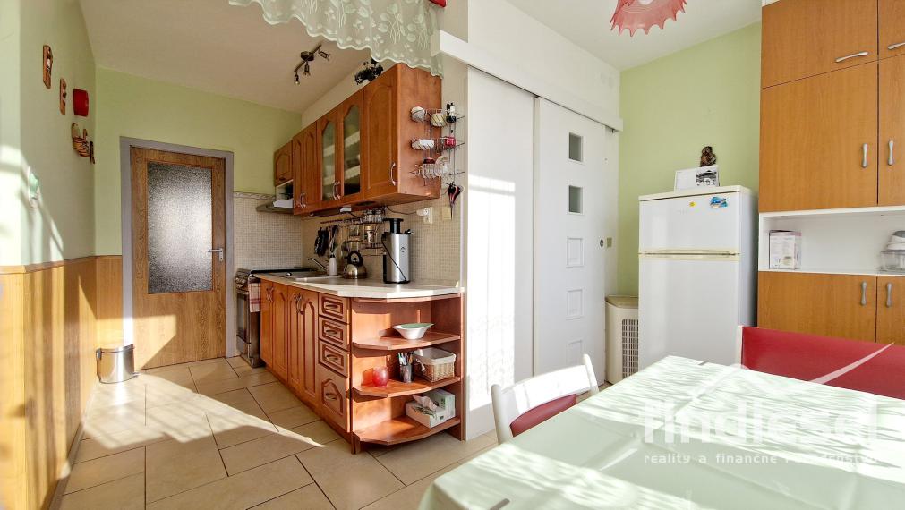 3-izbový byt na predaj, 80 m2, M. Gorkého, Prievidza