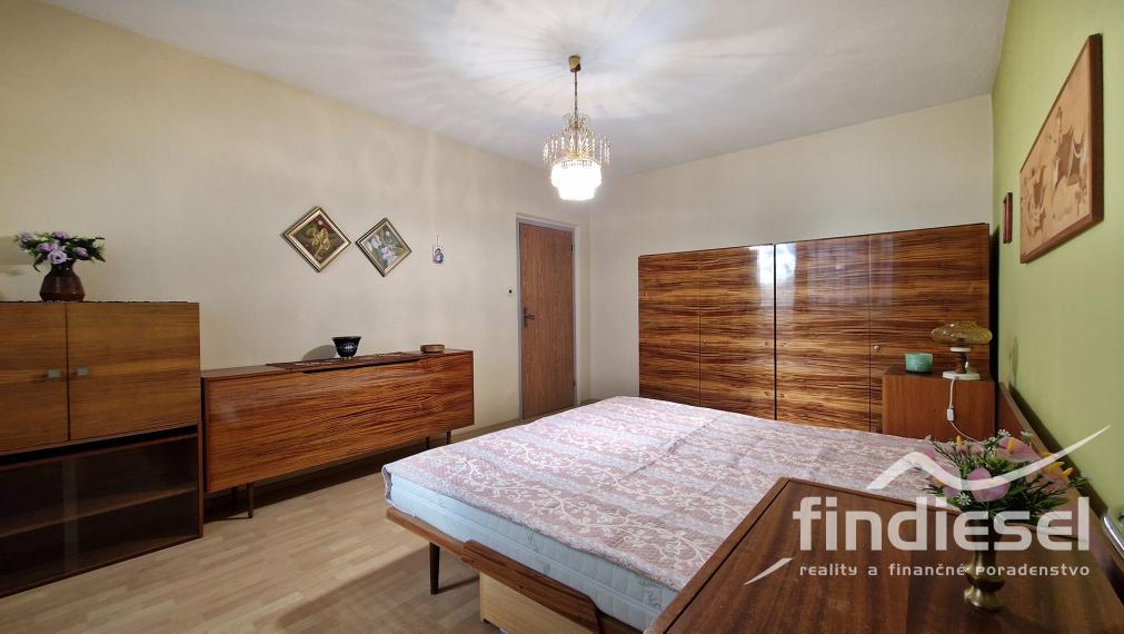3-izbový byt na predaj, 80 m2, M. Gorkého, Prievidza