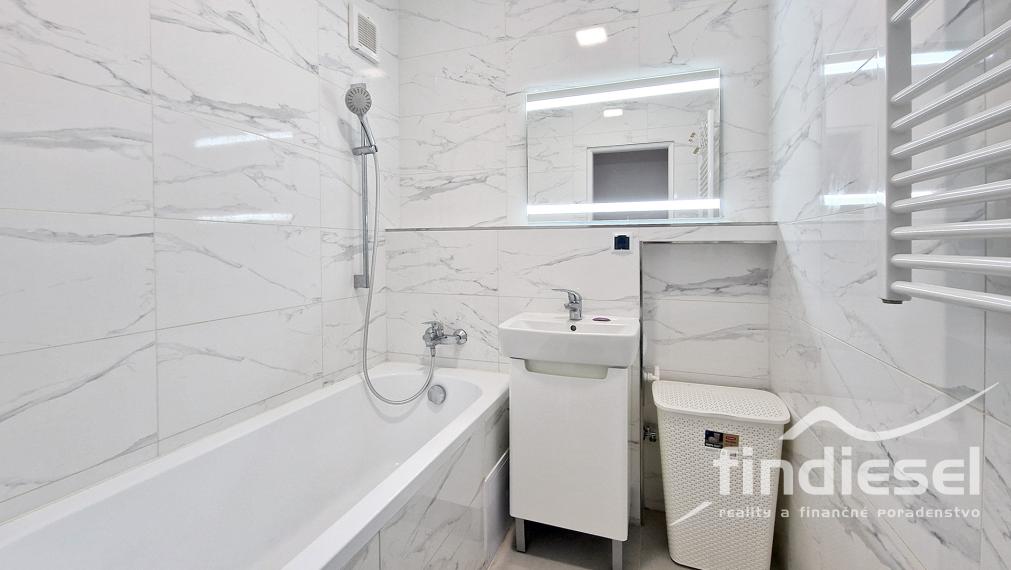 Jedinečný 4 izbový byt, 84m2, Šoltésovej, Prievidza