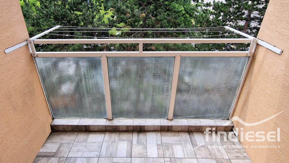 Jedinečný 4 izbový byt, 84m2, Šoltésovej, Prievidza