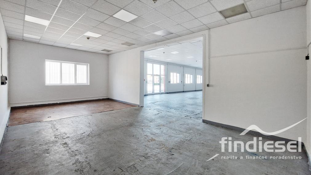 Komerčný areál na prenájom, Prievidza