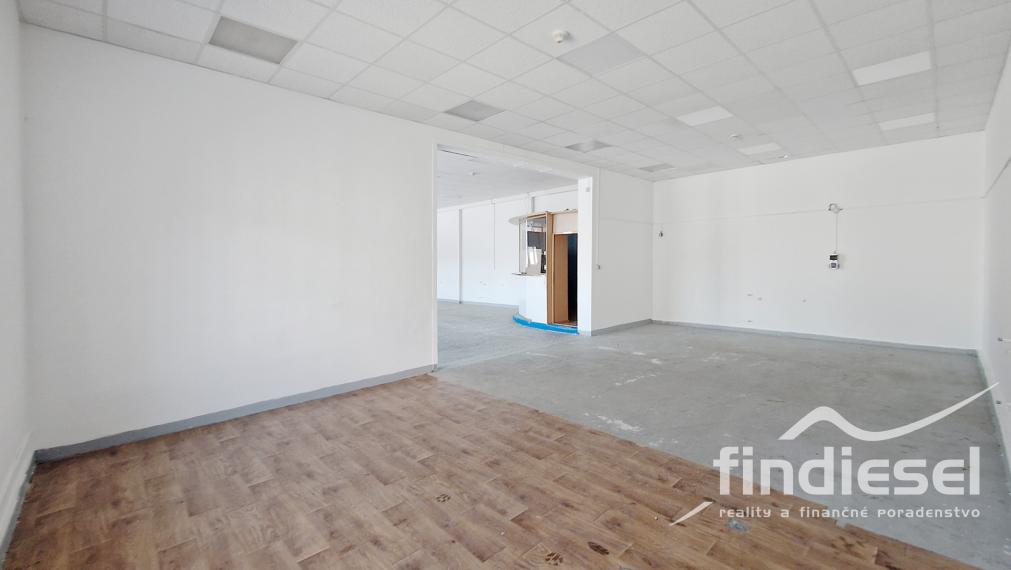 Komerčný areál na prenájom, Prievidza