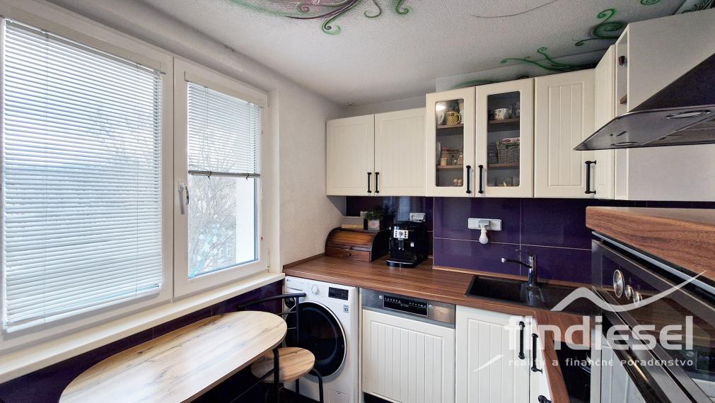 2 izbový byt na skvelom mieste, 57m2, M. Hodžu, Prievidza