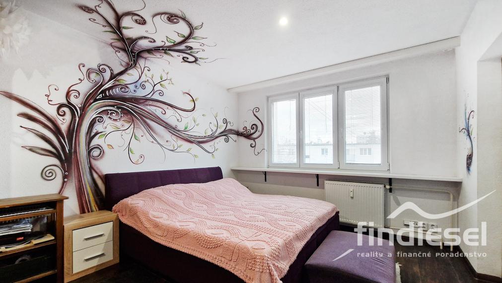 2 izbový byt na skvelom mieste, 57m2, M. Hodžu, Prievidza