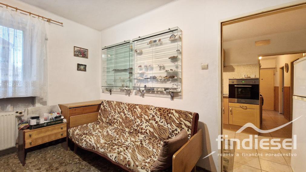 FINDIESEL reality - Výnimočný 4 izbový byt, 91m2, Prievidza