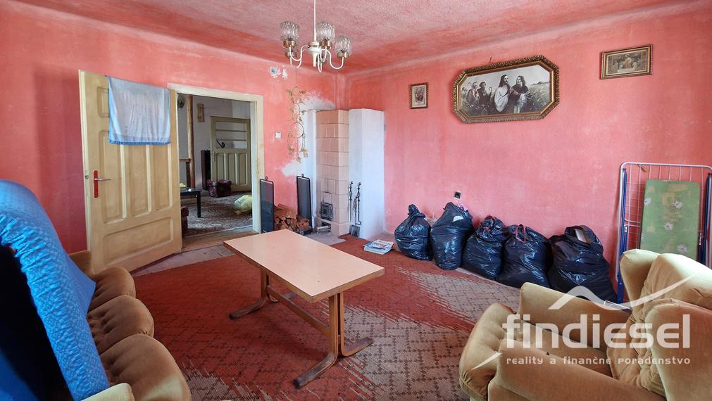FINDIESEL reality - Veľký tehlový dom + 734m² pozemok, Heľpa
