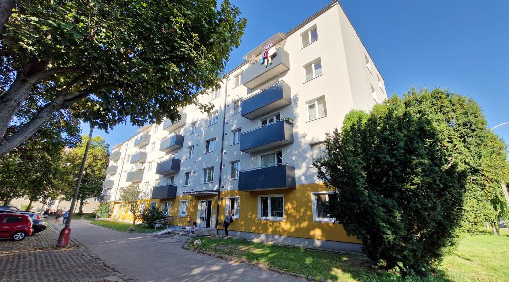 2 izbový byt 50m2 centrum Prievidza