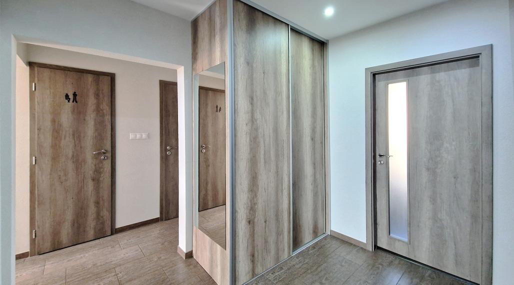 Moderný 3 izbový byt na prenájom, ul. Ľ.Ondrejova, Prievidza