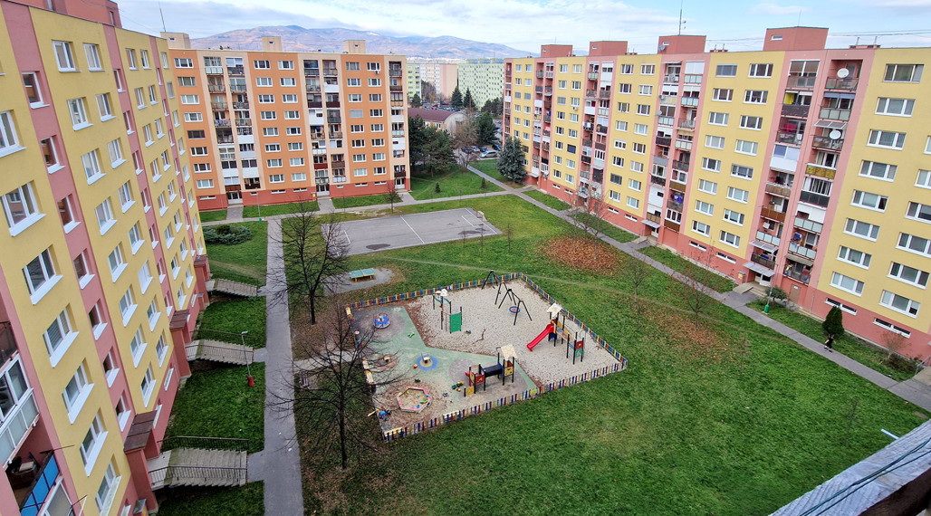 3 izbový byt 72 m2 ul. Žarnova Prievidza
