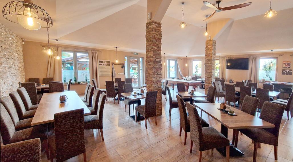 Pizzéria v plnej prevádzke s terasou a rozvozom, Prievidza