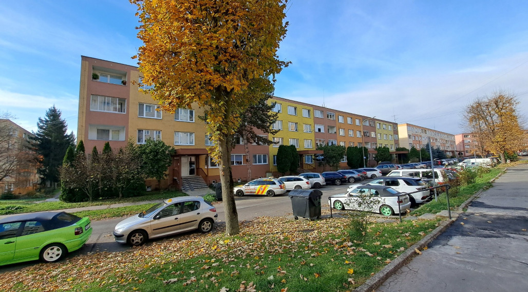 Väčší 3 izbový byt na prenájom, M. Gorkého, Prievidza