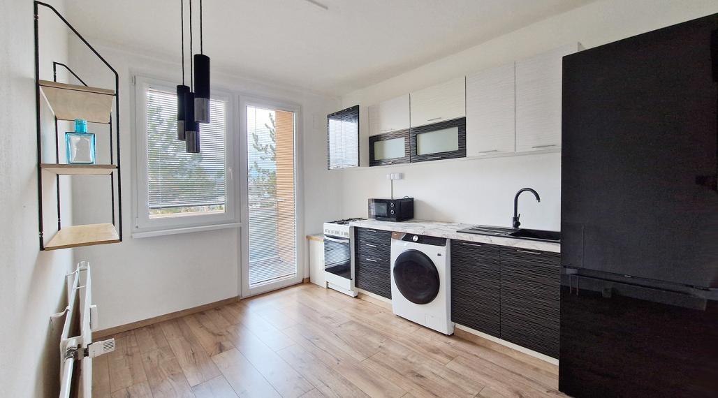 FINDIESEL reality - Jedinečný 4 izbový byt, Prievidza