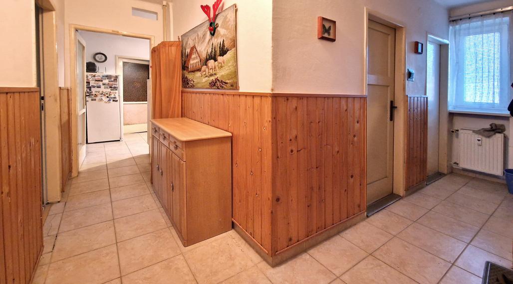 FINDIESEL reality - Výnimočný 4 izbový byt, 91m2, Prievidza