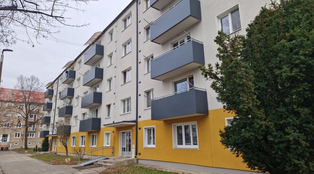 FINDIESEL reality - 2 izbový byt, centrum Prievidze