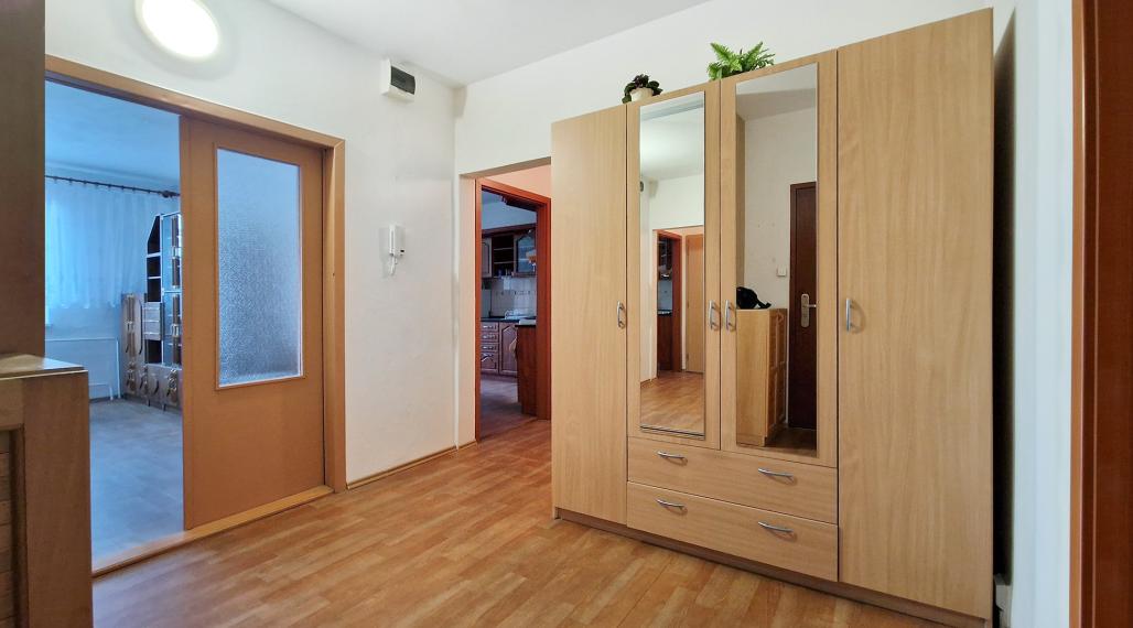 FINDIESEL reality - 3 izbový byt na prenájom, Prievidza