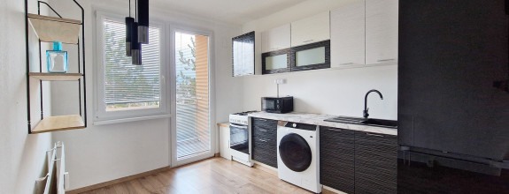 FINDIESEL reality - Jedinečný 4 izbový byt, Prievidza