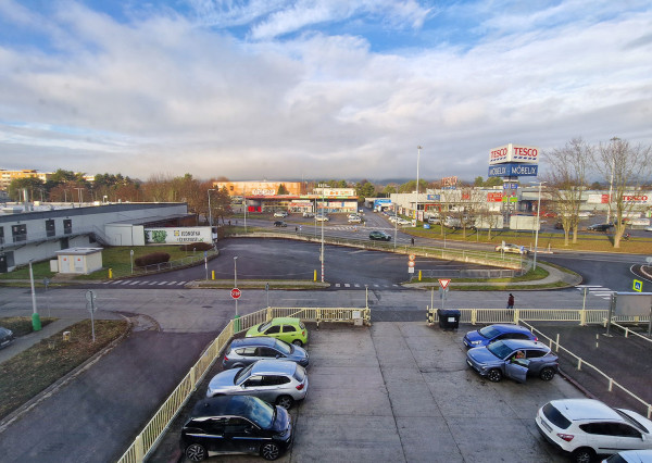 Kancelársky priestor na prenájom,44 m2,M.Falešníka,Prievidza