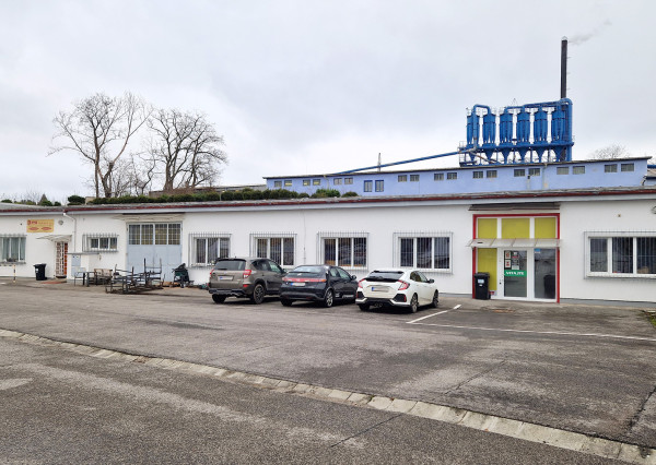 Komerčný areál na prenájom, Prievidza