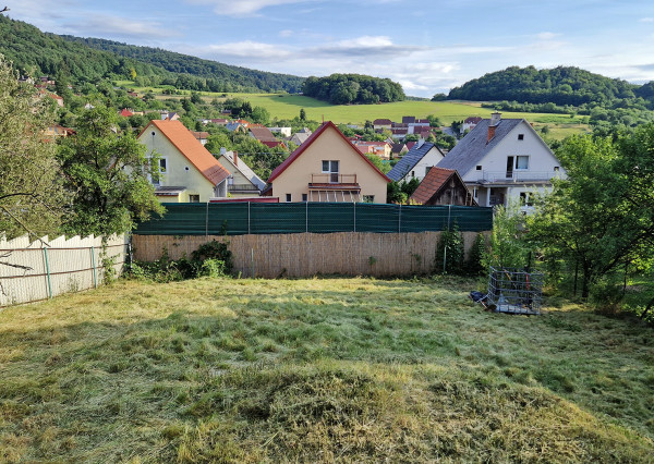 FINDIESEL reality -pozemok pre dom s výhľadom, Veľká Lehôtka